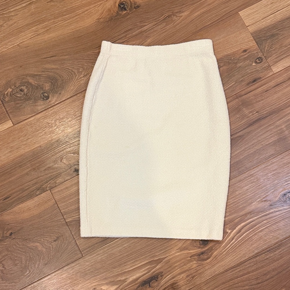 St. John Collection Cream knit Skirt